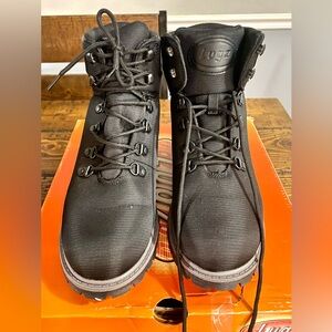 Women’s Lugz Black Combat Boots with Lace-Up Design and Chunky Sole